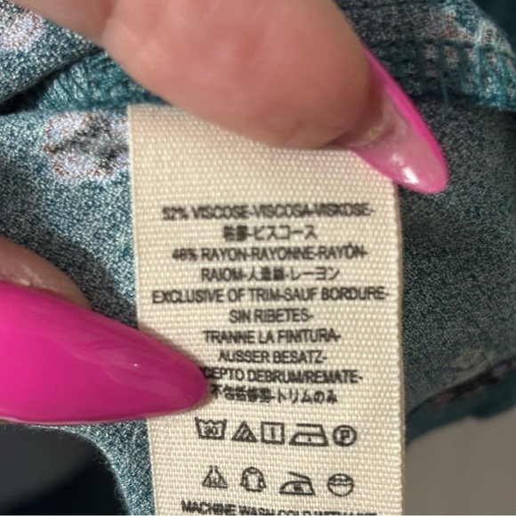 $128 NWT FREE PEOPLE Small LOVE GROWS LONG SLEEVE ROMPER GREEN COMBO - Picture 8 of 14